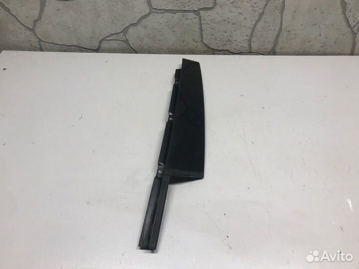 Декоративная накладка передняя левая Audi A8 D4