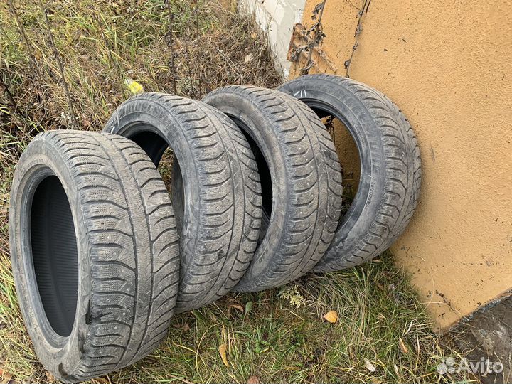 Bridgestone Ice Cruiser 7000 205/55 R16