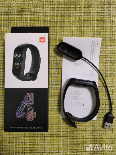 Фитнесс-браслет Xiaomi Mi Smart Band 4