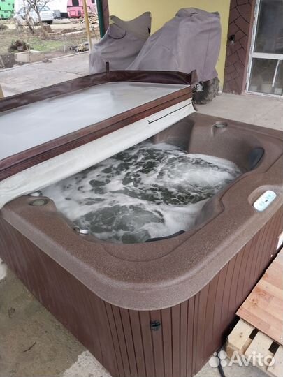 СПА бассейн