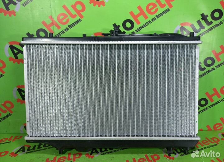 Радиатор mazda familia BG5 B5 новый