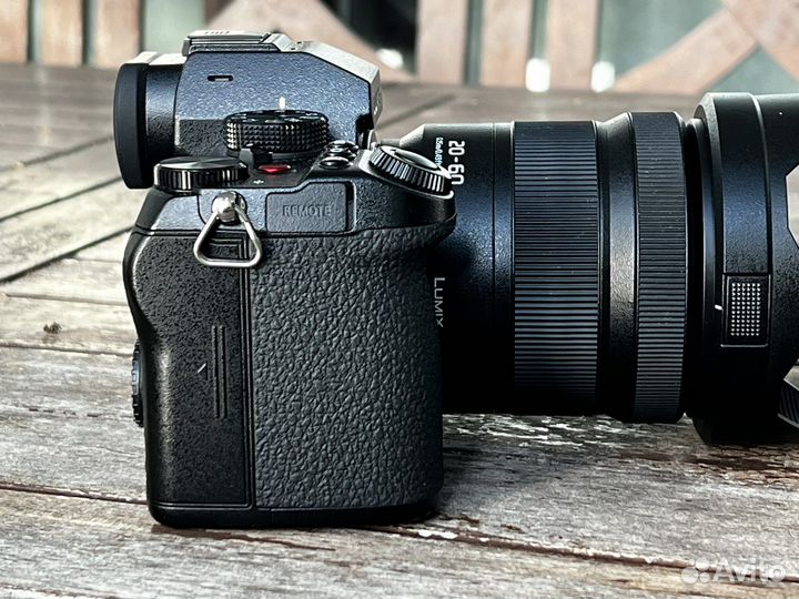 Panasonic Lumix S5 с ручкой и доп батареей