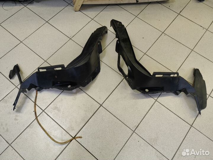 Нижняя боковина BRP ski-doo Summit