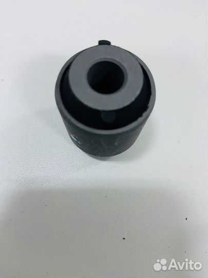 Сайлентблок рычага mitsubishi galant 92