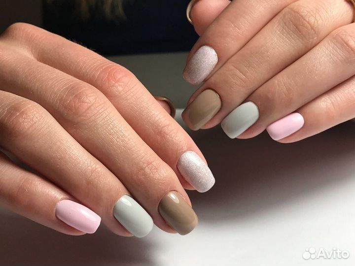 Наращивание ресниц, маникюр, педикюр