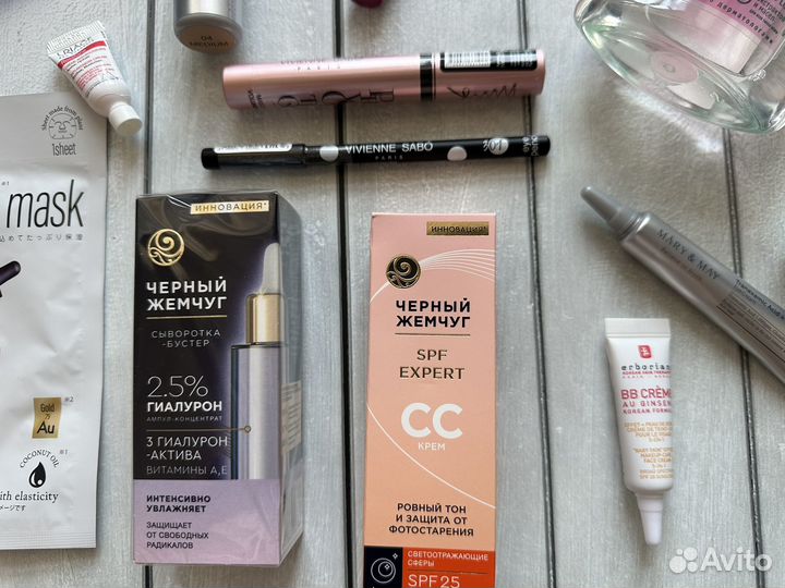 Декоративная косметика пакетом новая