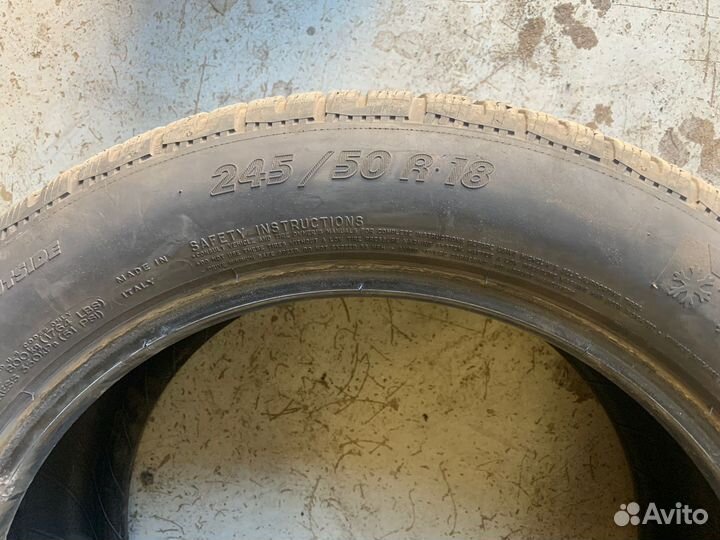 Michelin Pilot Alpin PA4 245/50 R18