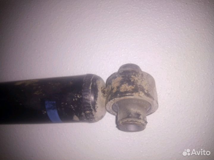 Амортизаторы задние тойота