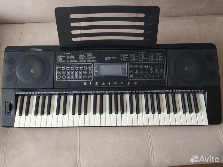 Синтезатор Denn dek612