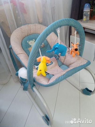 Шезлонг детский babyton