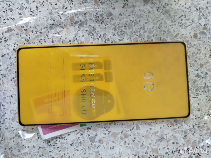 Защитное стекло на Xiaomi Redmi Note 12 Pro