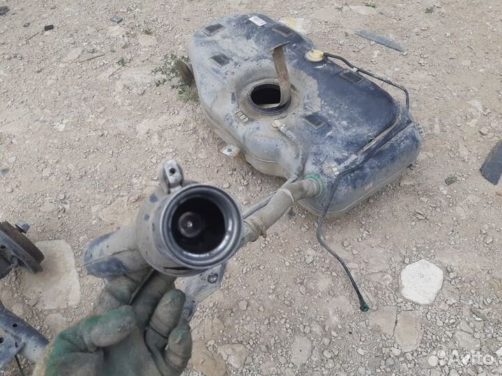 Топливный бак Opel Corsa D