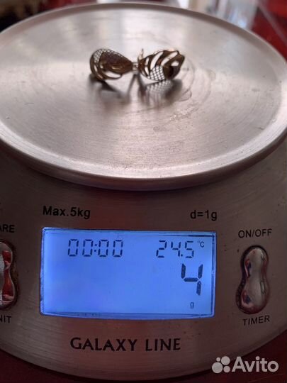 Золотые серьги