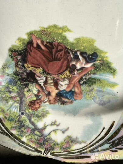 Набор старинной столовой посуды