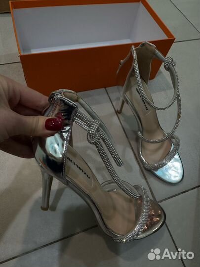 Босоножки женские 38 размер