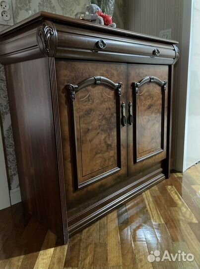 Буфеты и комоды