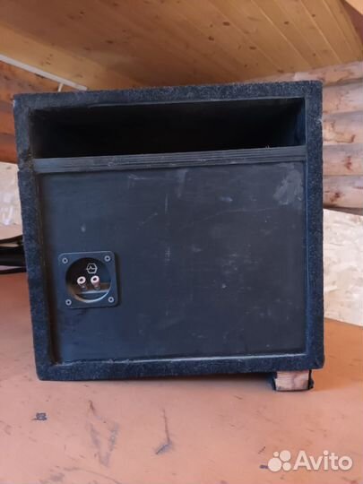 Продам сабвуфер