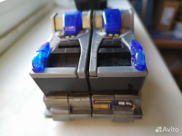 Машинка робот трансформер