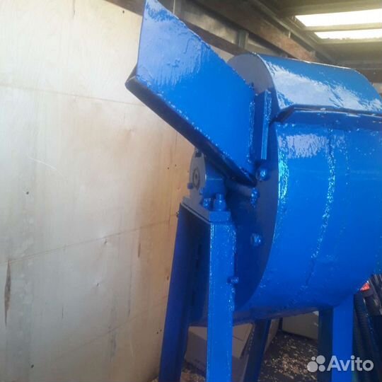 Продам щепорез, двигатель 380. 10 квт