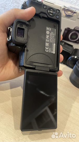 Фотоаппарат canon m 50 kit со вспышкой и canon40mm
