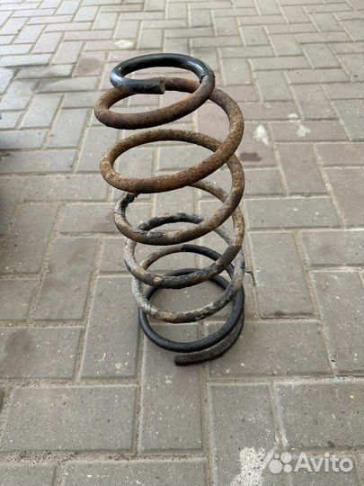 Пружина передняя Лада Калина марковка