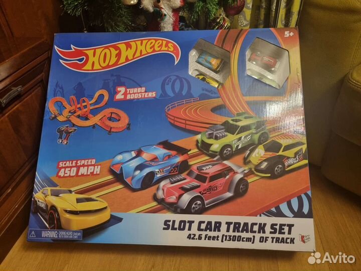 Hot Wheels Slot Car Track Set 1300