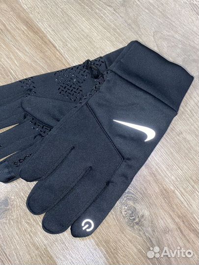 Перчатки Nike
