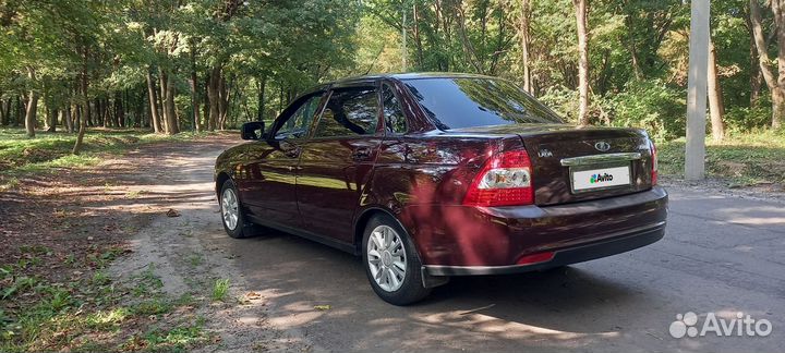 LADA Priora 1.6 МТ, 2015, 100 000 км
