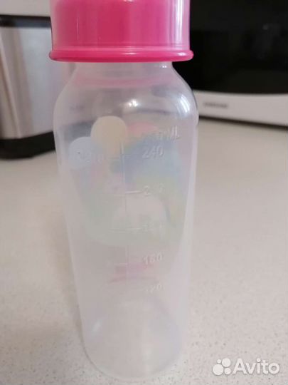 Бутылочка для кормления