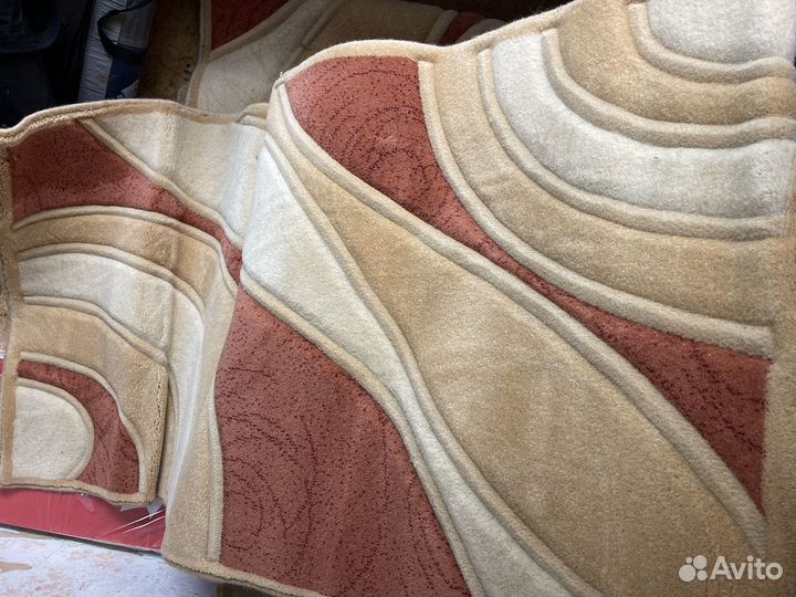 Ковер шерстяной