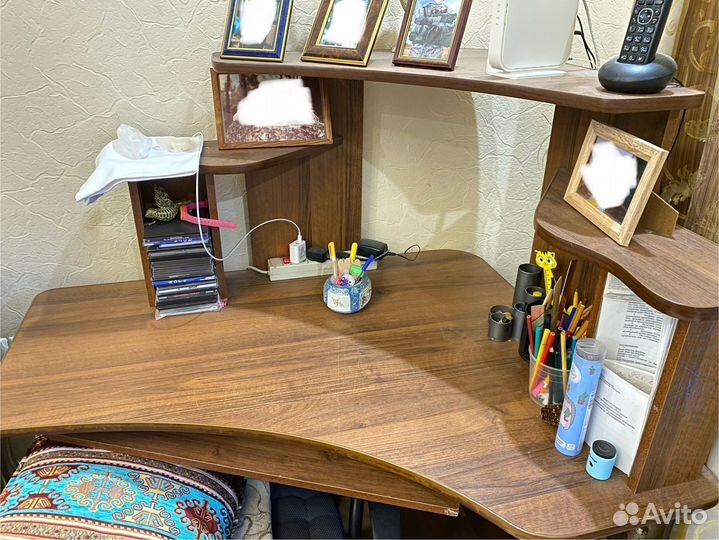 Компьютерный стол