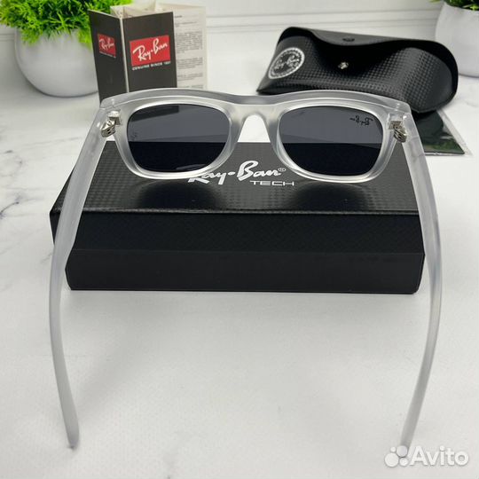 Солнцезащитные очки Ray Ban новинка