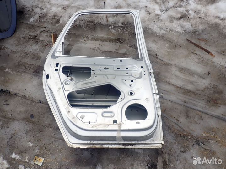 Дверь задняя левая для Opel Meriva 2003-2010