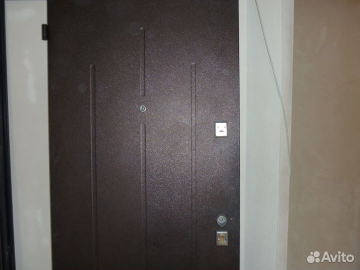 Дверь входная металлическая
