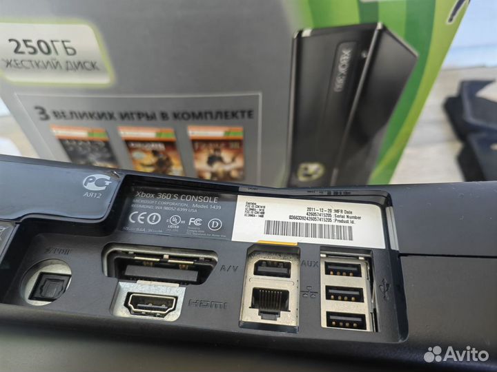 Xbox 360 Slim (250Gb )