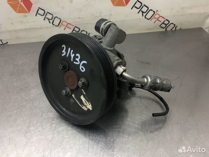 Насос гидроусилителя руля Mercedes C-Class W203