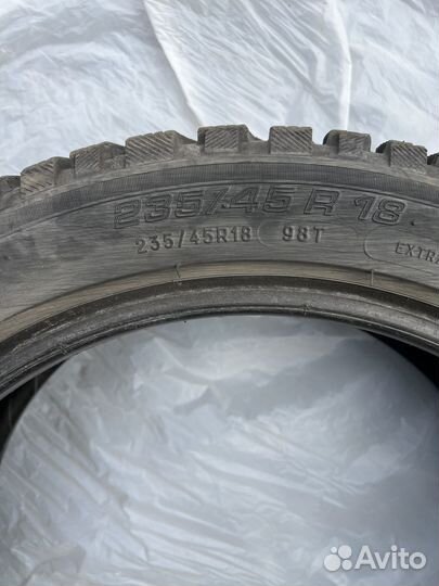 Michelin X-Ice North 3 235/45 R18