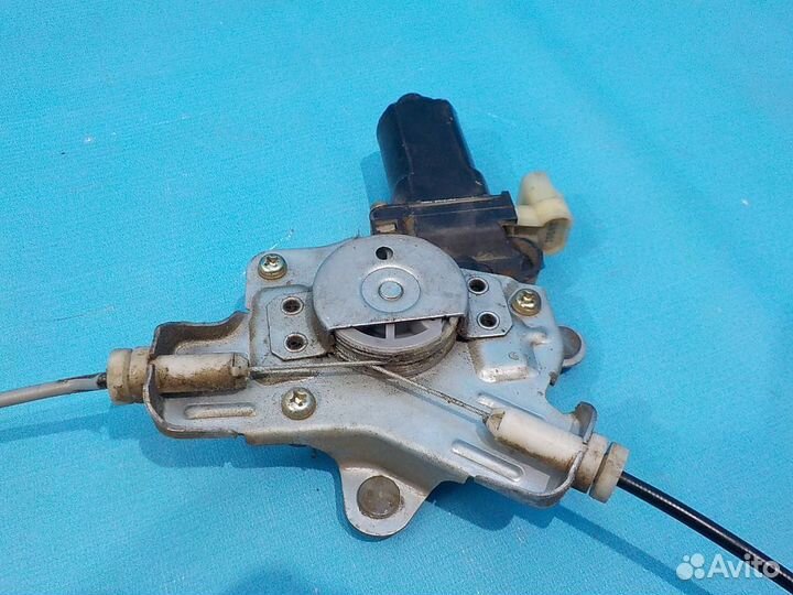 Cтеклоподъемник передний левый Hyundai Getz 2002-2