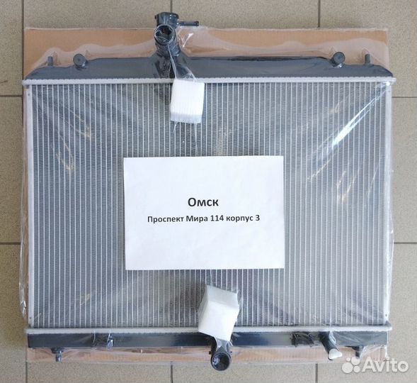 Радиатор Nissan Serena 05-11г