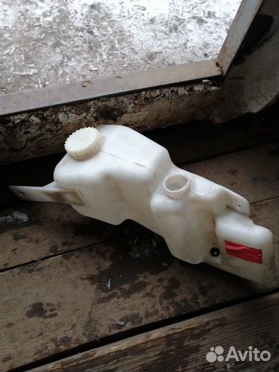 Бачок омывателя