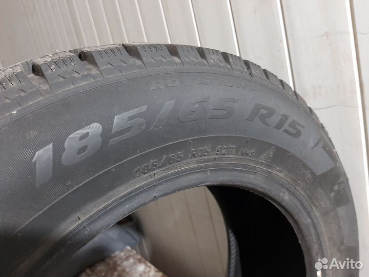 Pirelli Ice Zero 185/65 R15