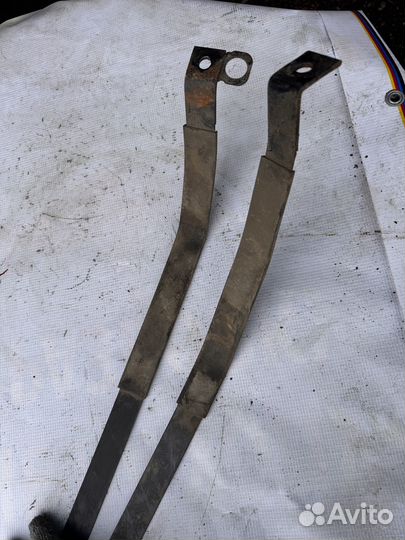 Крепление топливного бака Kia Ceed ED 1.4 G4FA