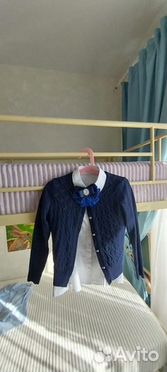 Блузки за 4шт для школы 122