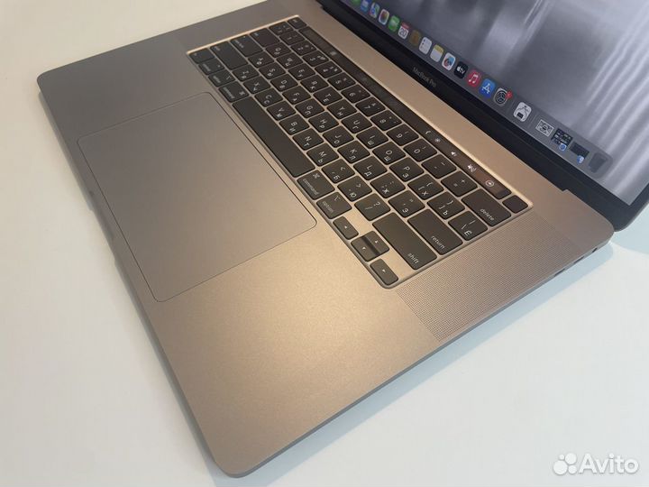 Отличный macbook pro 16 2022 32 Gb/ 8Gb vram