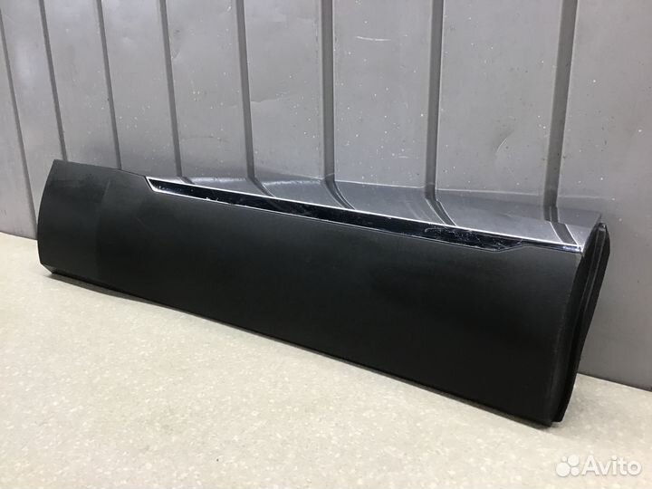 Накладка двери задней правой Haval F7 2019