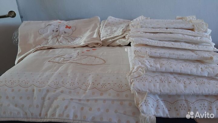 Бампер для кроватки +пост. бельё