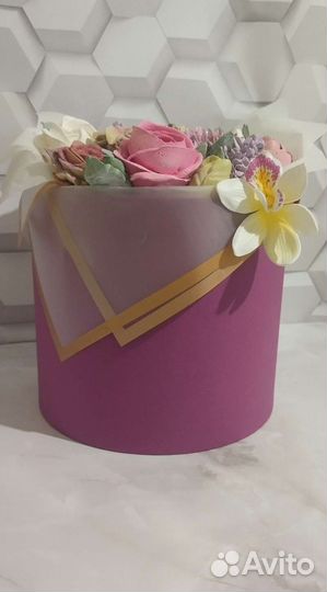 Съедобный букет из зефира в коробке в подарок