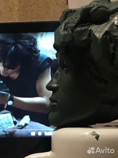 Бюст Виктора Цоя академический портрет