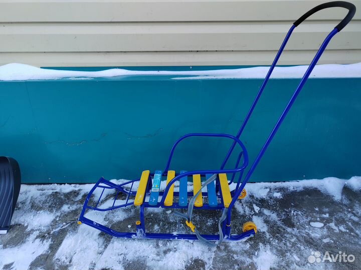 Детские санки с колесами