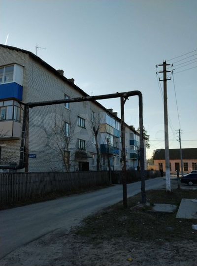 4-к. квартира, 79,4 м², 1/3 эт.
